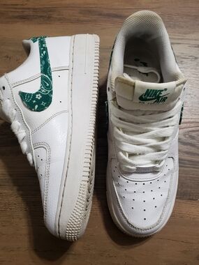 Nike Air Force 1 '07 Essentials Green Paisley Women’s Size 8